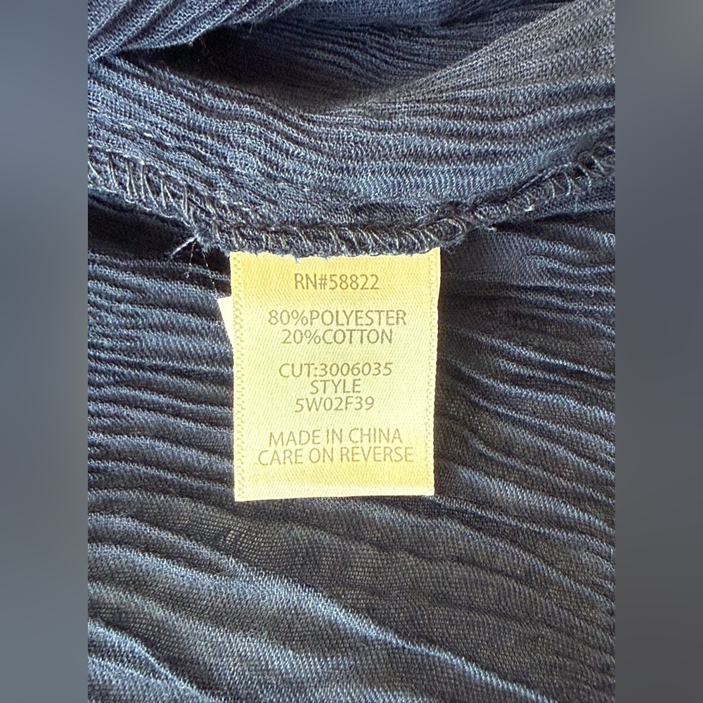 Max Studio Midnight Blue Blouse 💙
NEW WITH TAGS 🏷️ - Picture 8 of 11